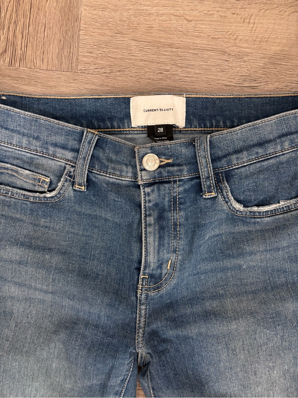 Current/Elliott Distressed Women's Skinny Blue Jeans